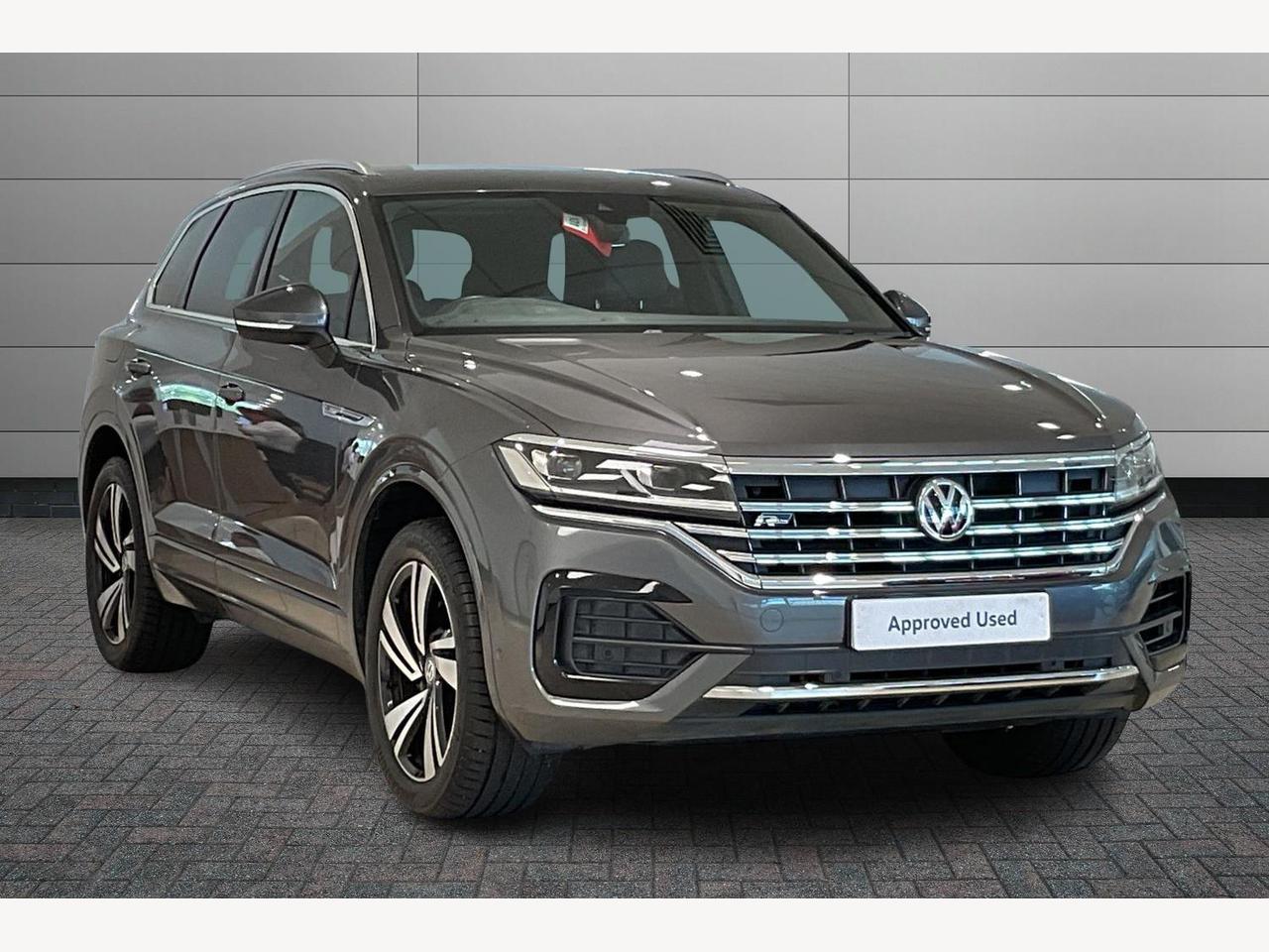 Main listing image - Volkswagen Touareg