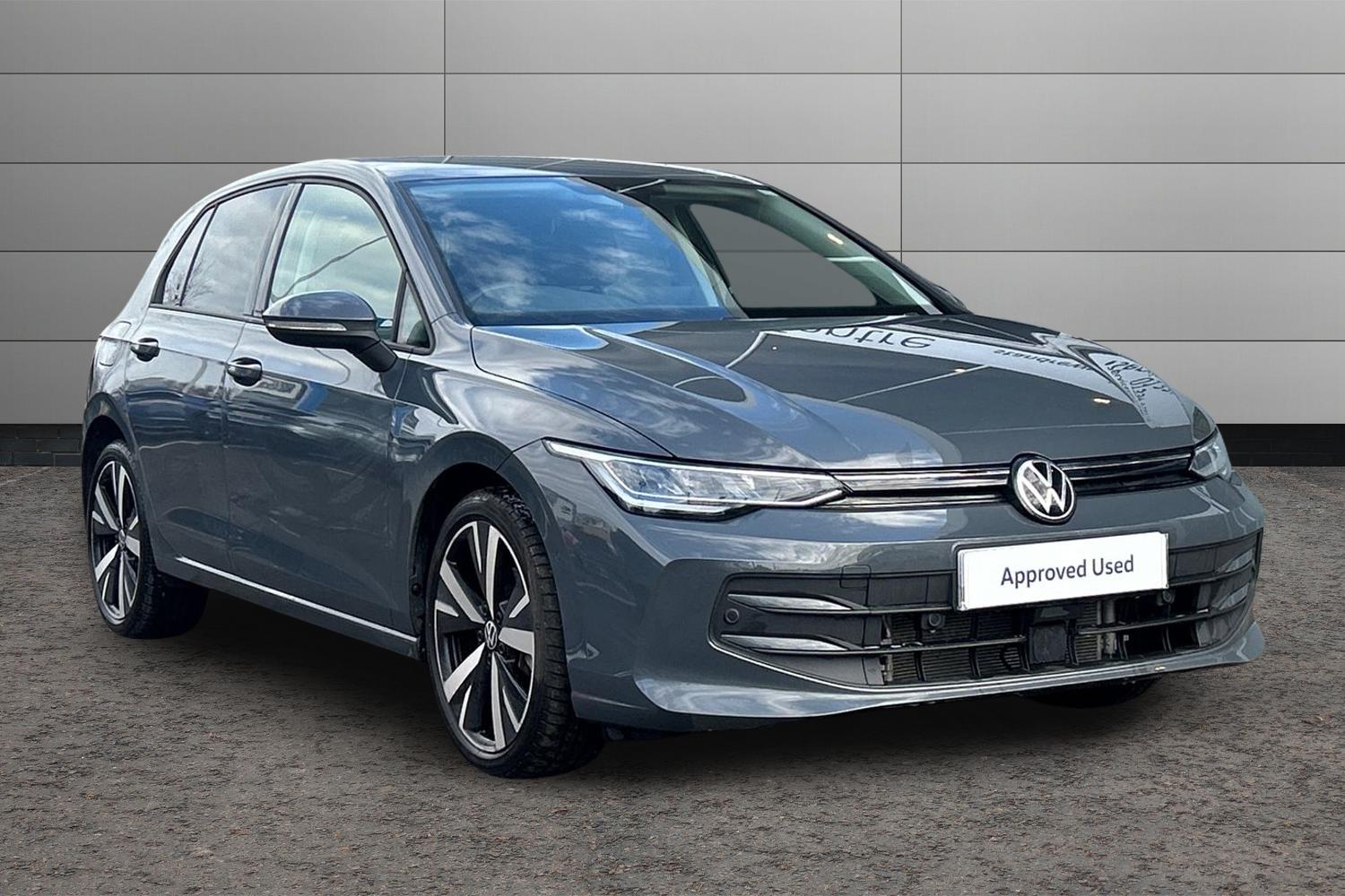 Main listing image - Volkswagen Golf