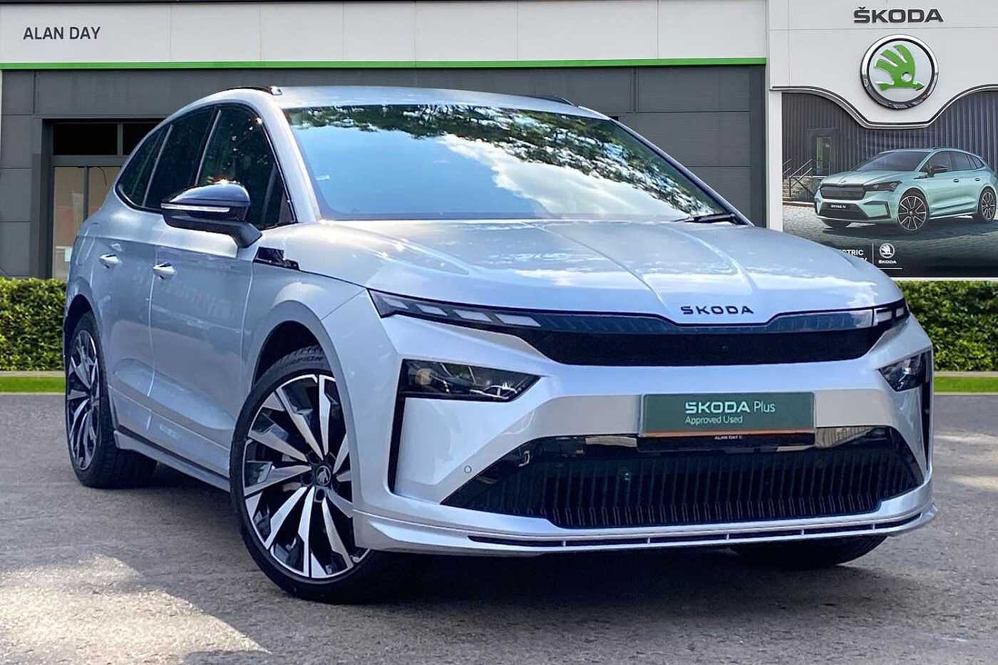 Main listing image - Skoda Enyaq
