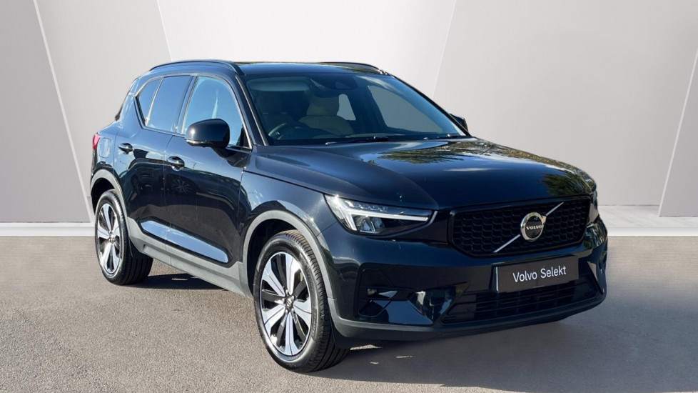 Main listing image - Volvo XC40