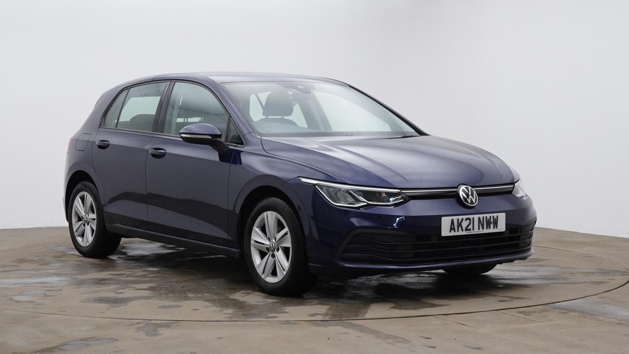 Main listing image - Volkswagen Golf