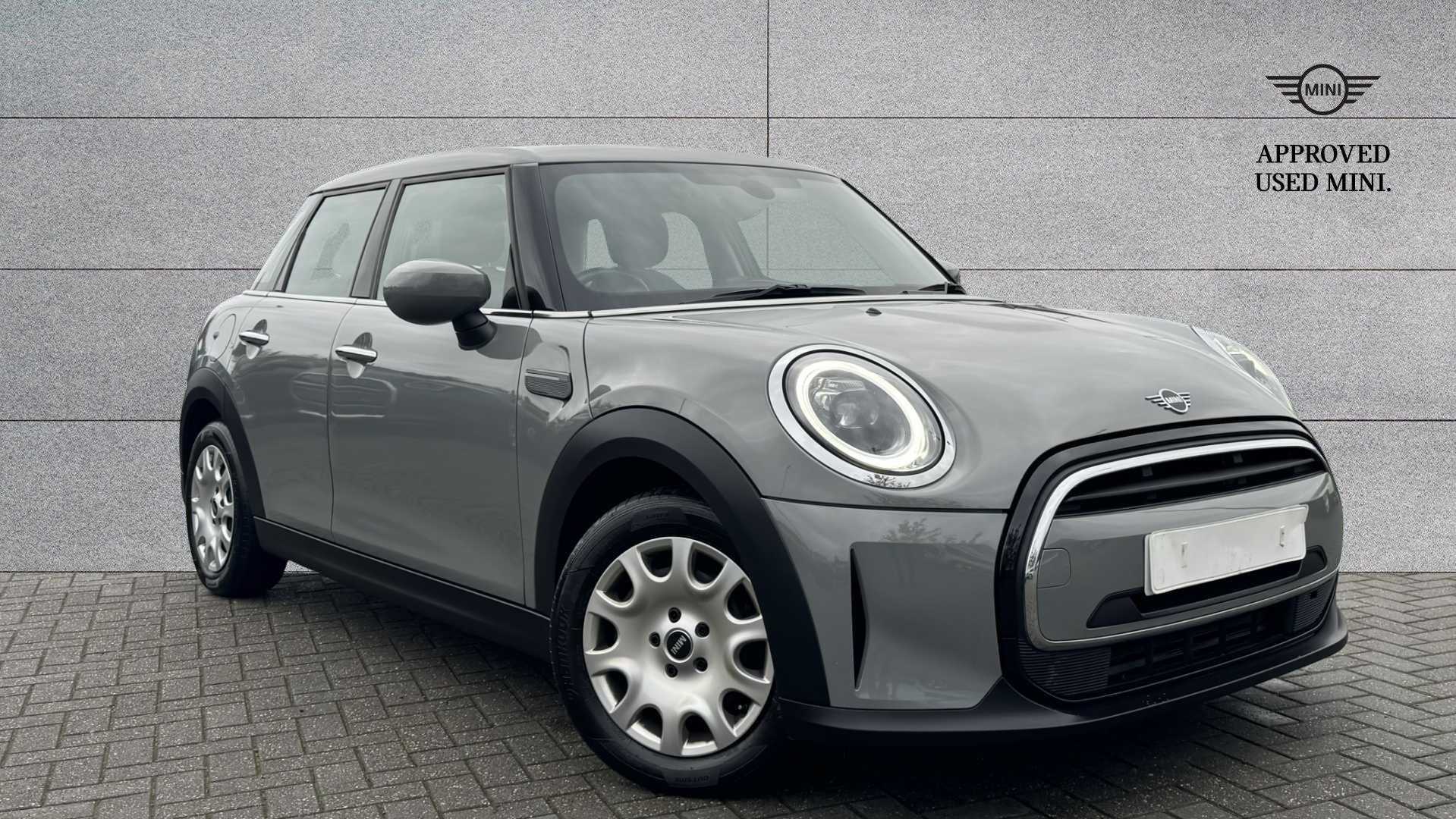 Main listing image - MINI Hatchback 5dr