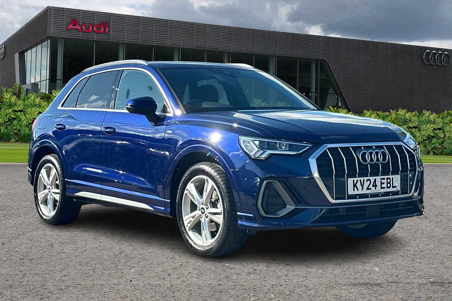 Main listing image - Audi Q3