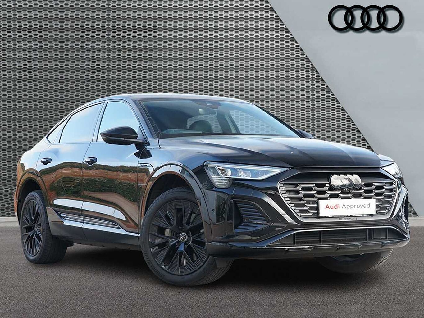 Main listing image - Audi Q8 e-tron