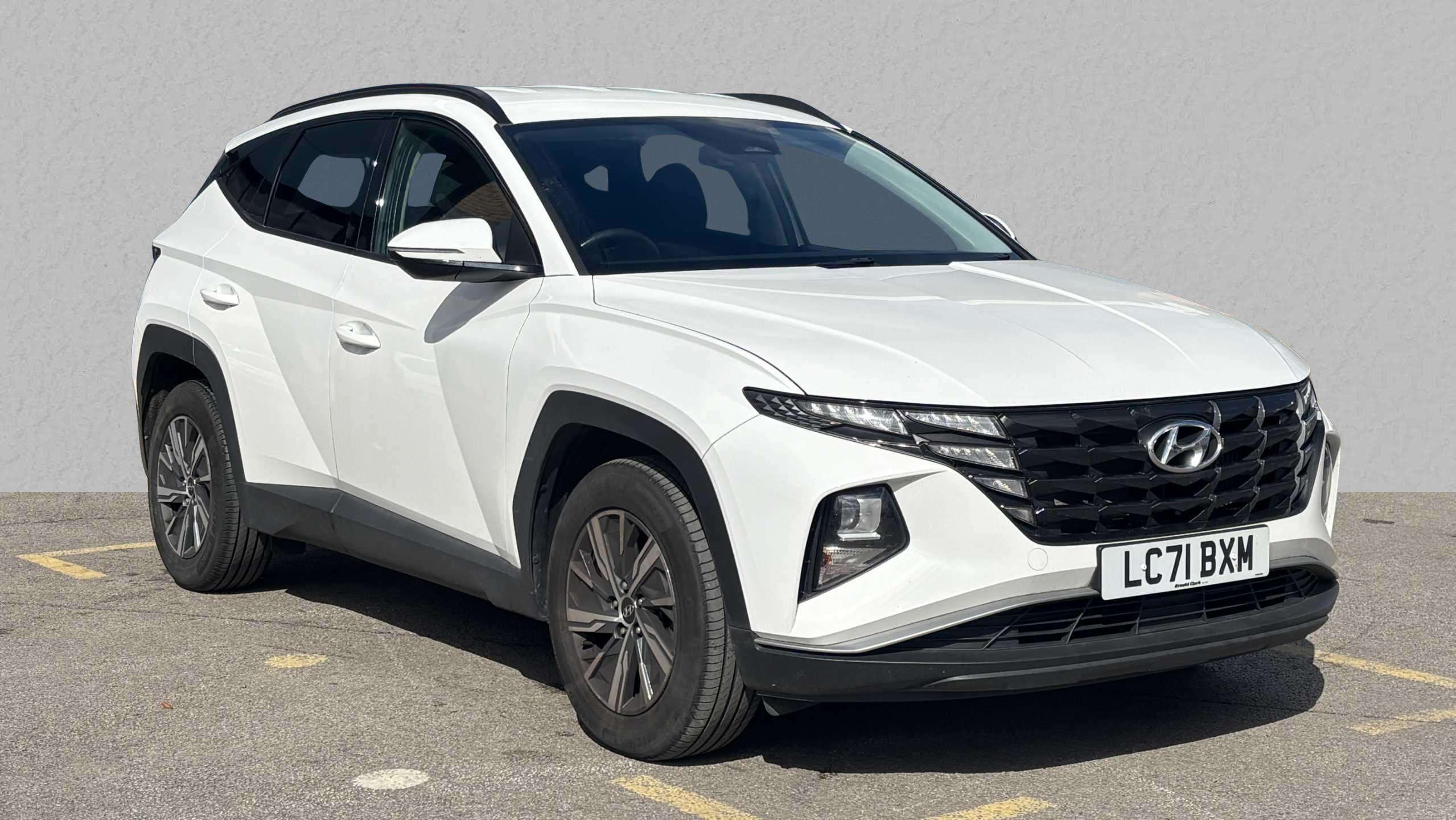 Main listing image - Hyundai Tucson
