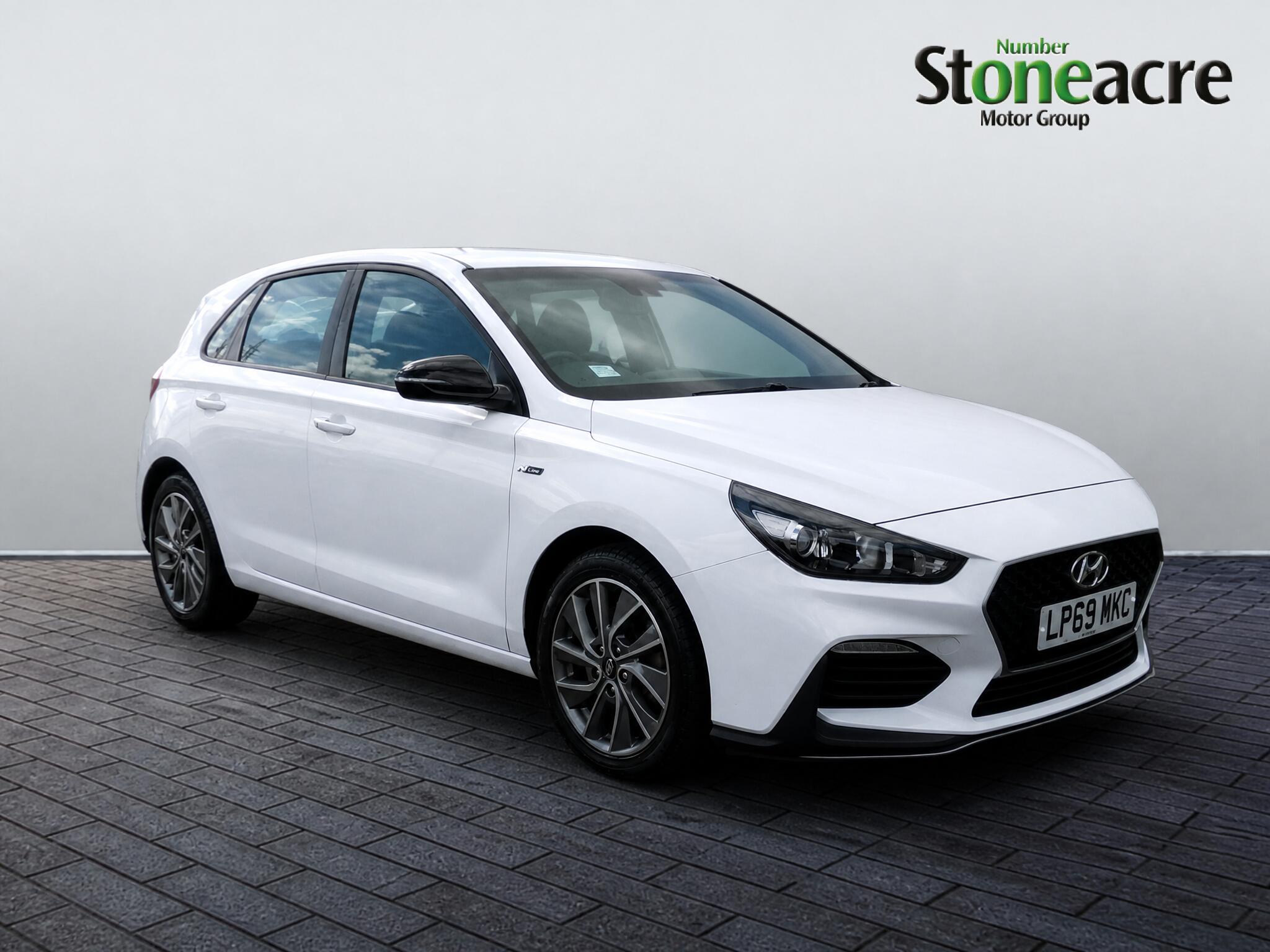 Main listing image - Hyundai i30