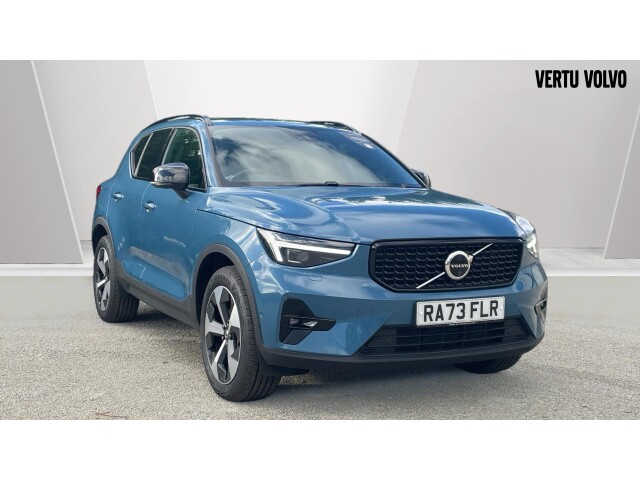 Main listing image - Volvo XC40