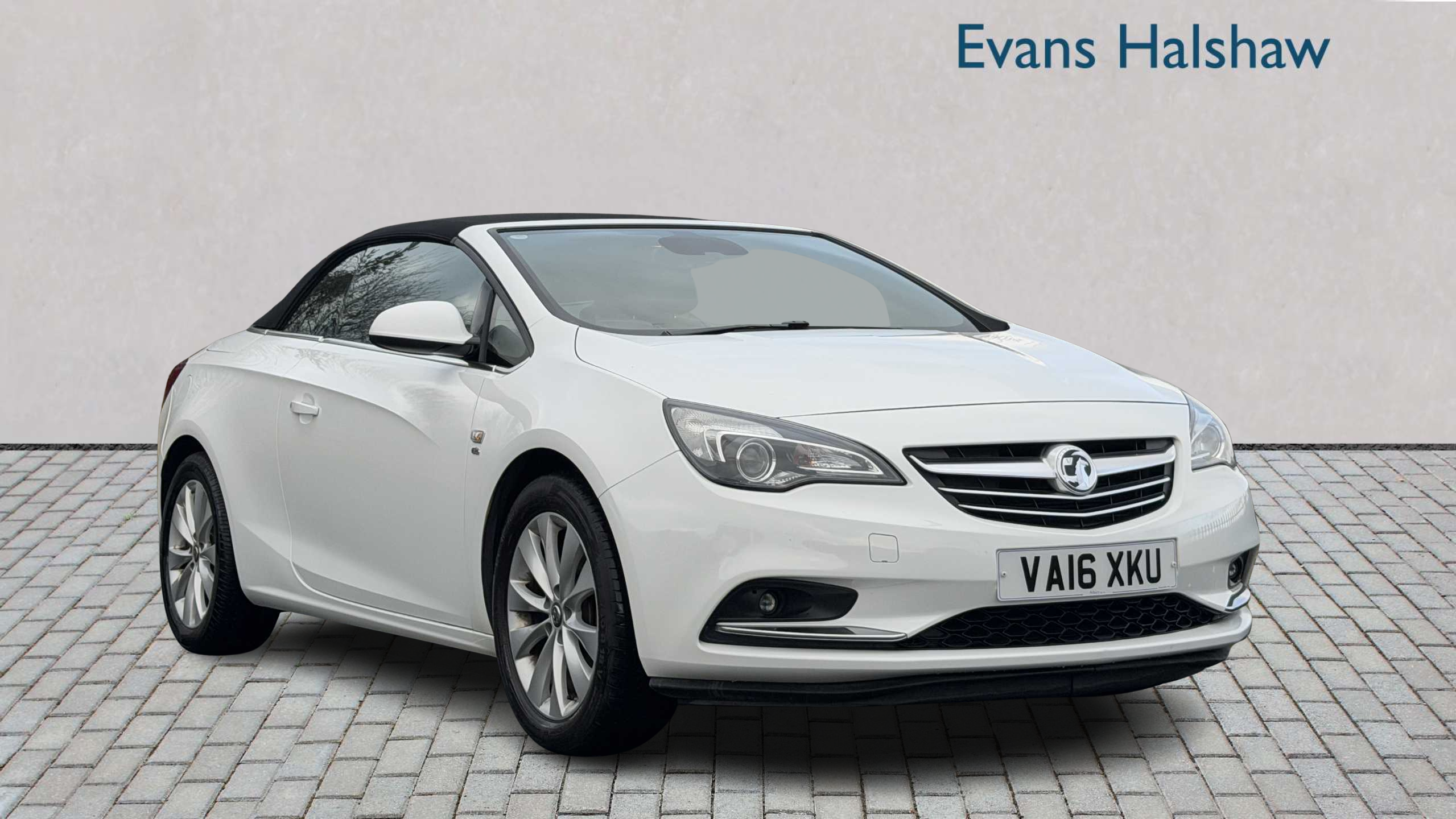 Main listing image - Vauxhall Cascada