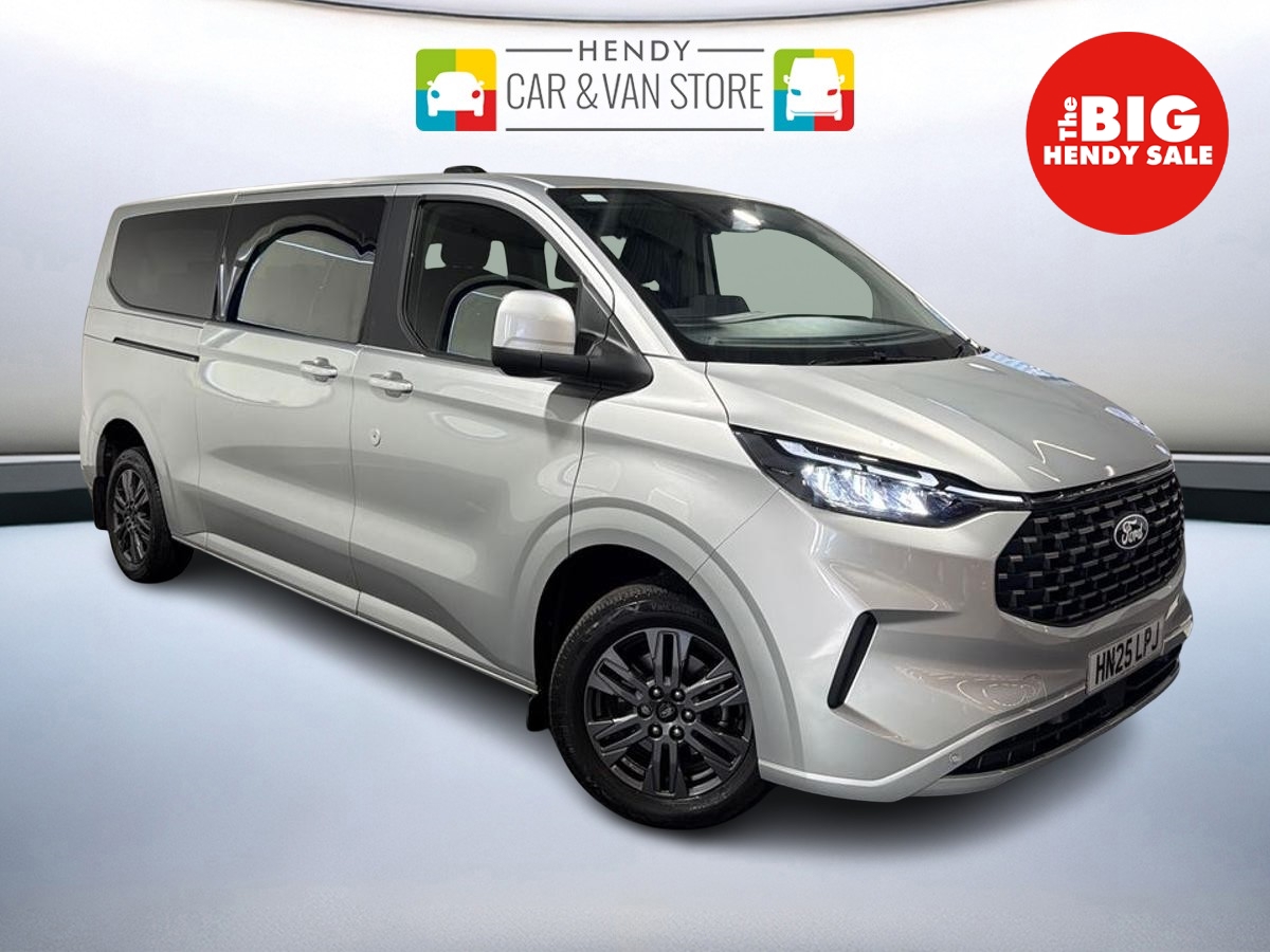 Main listing image - Ford Tourneo Custom
