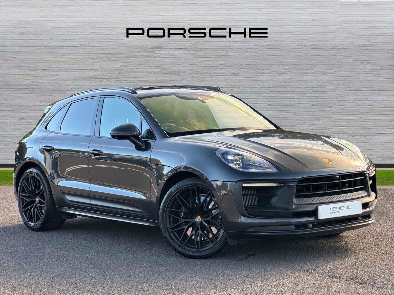 Main listing image - Porsche Macan