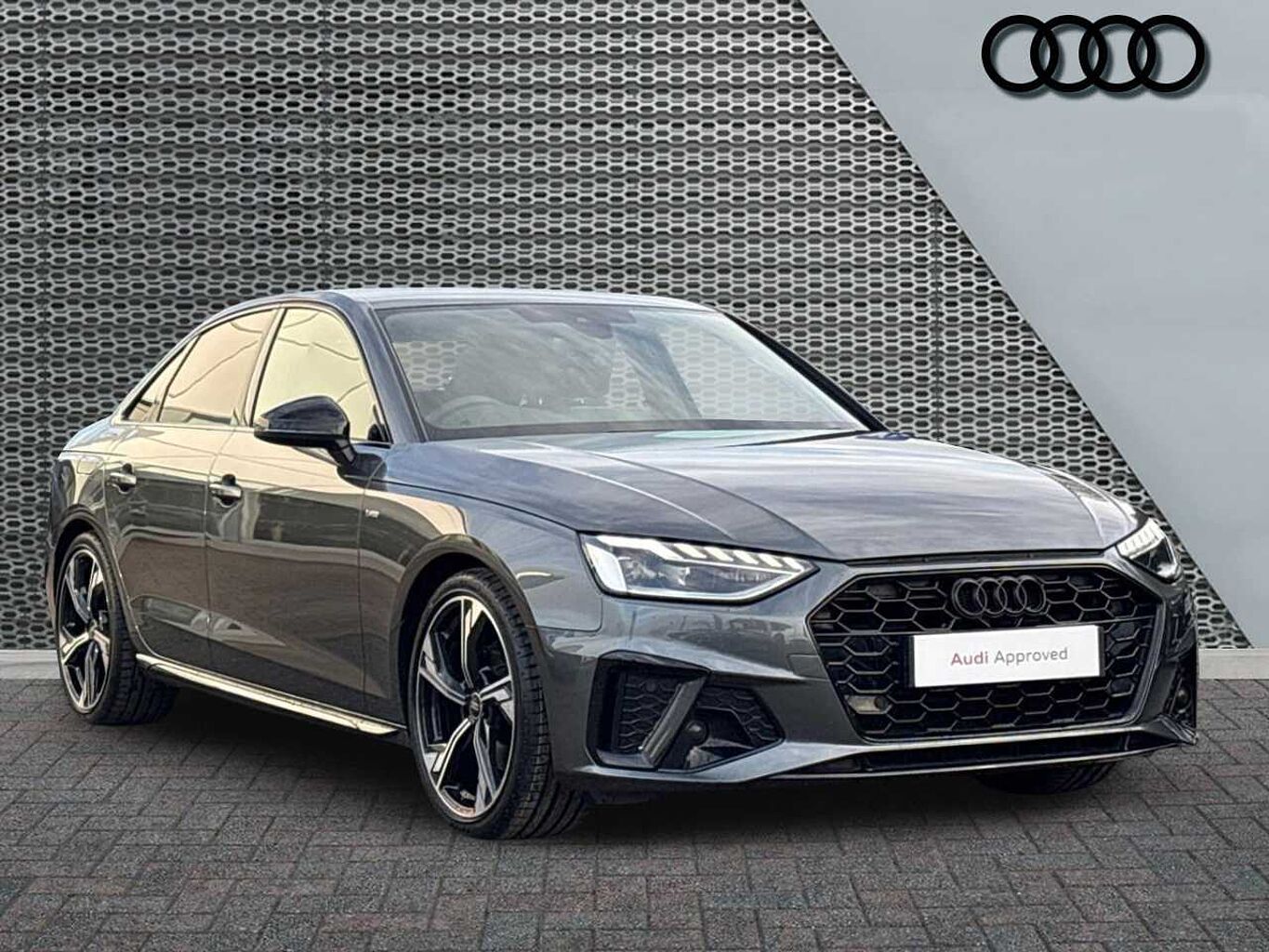 Main listing image - Audi A4