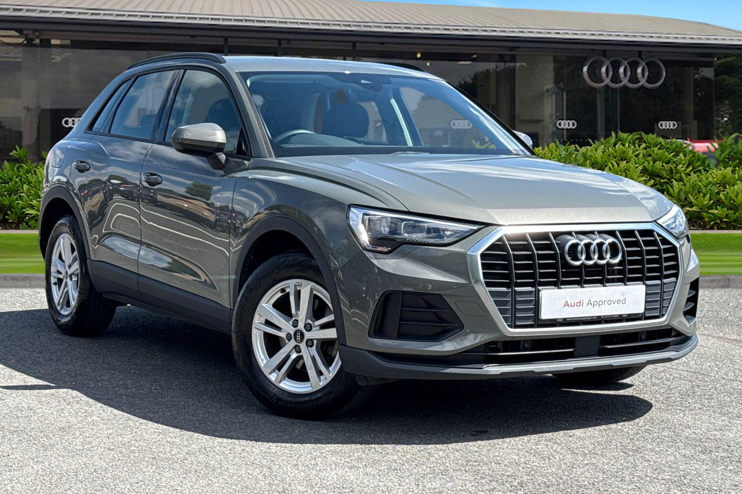 Main listing image - Audi Q3