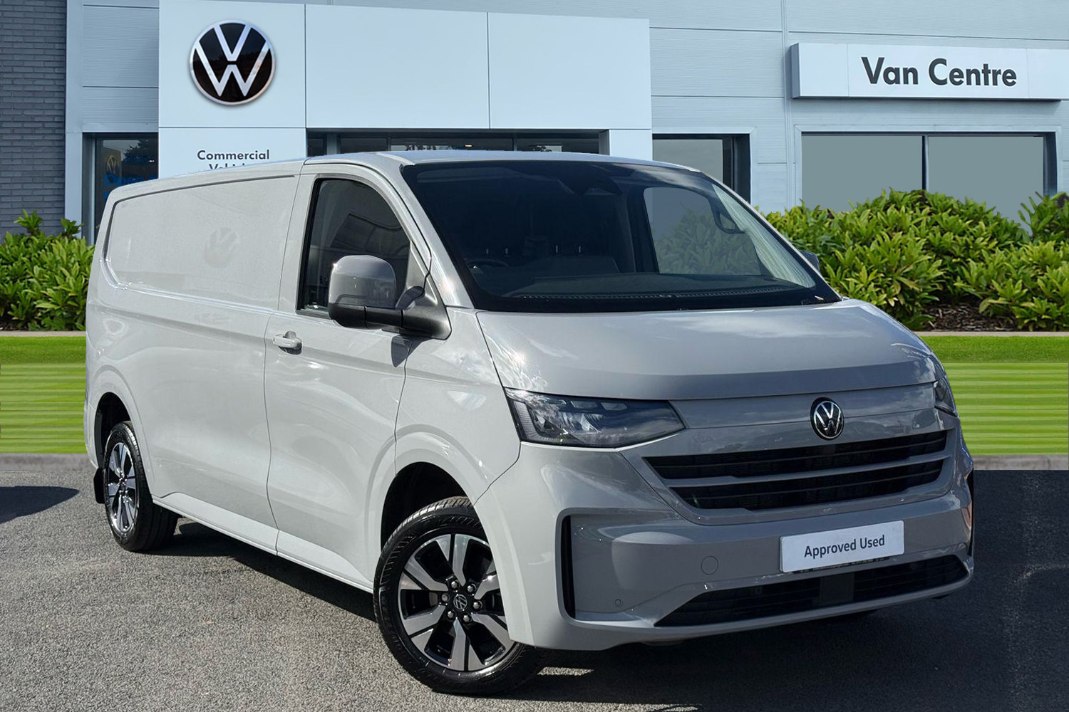 Main listing image - Volkswagen Transporter