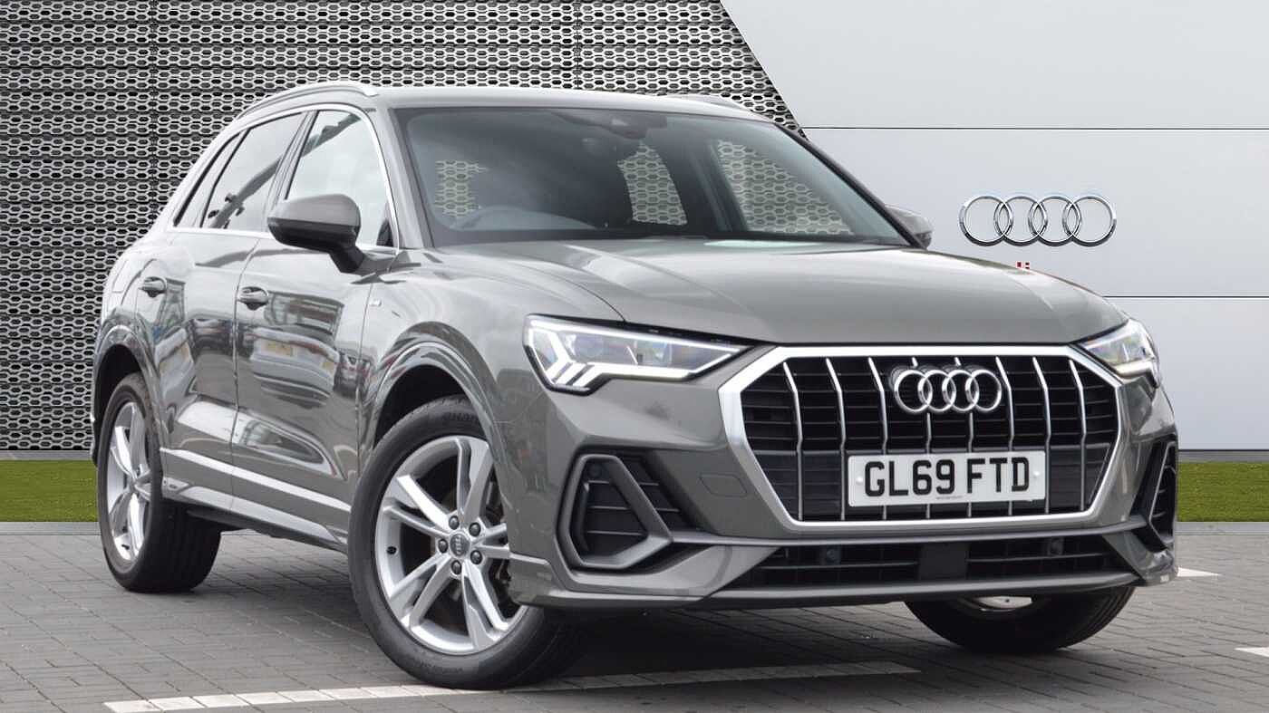 Main listing image - Audi Q3