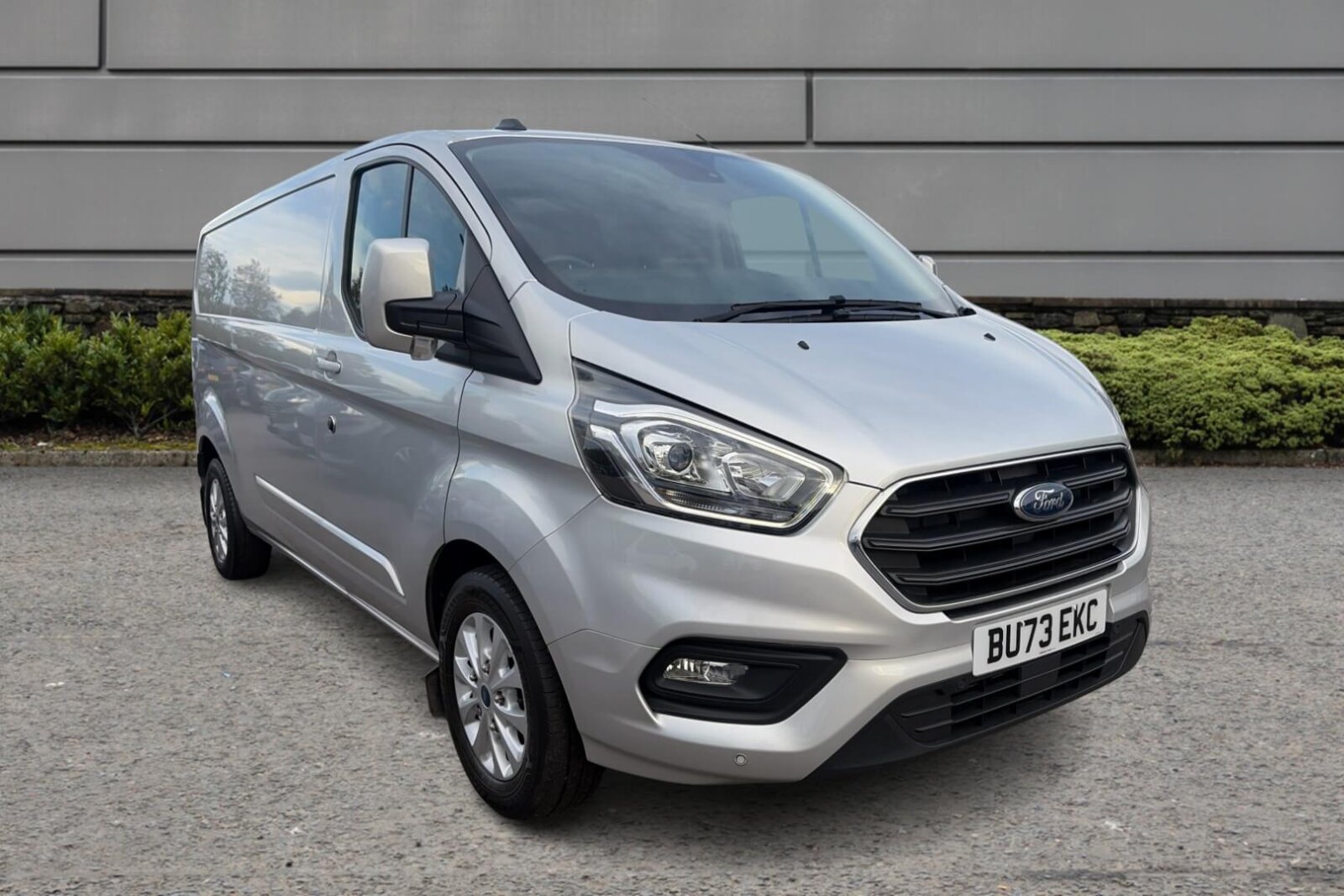 Main listing image - Ford Transit Custom