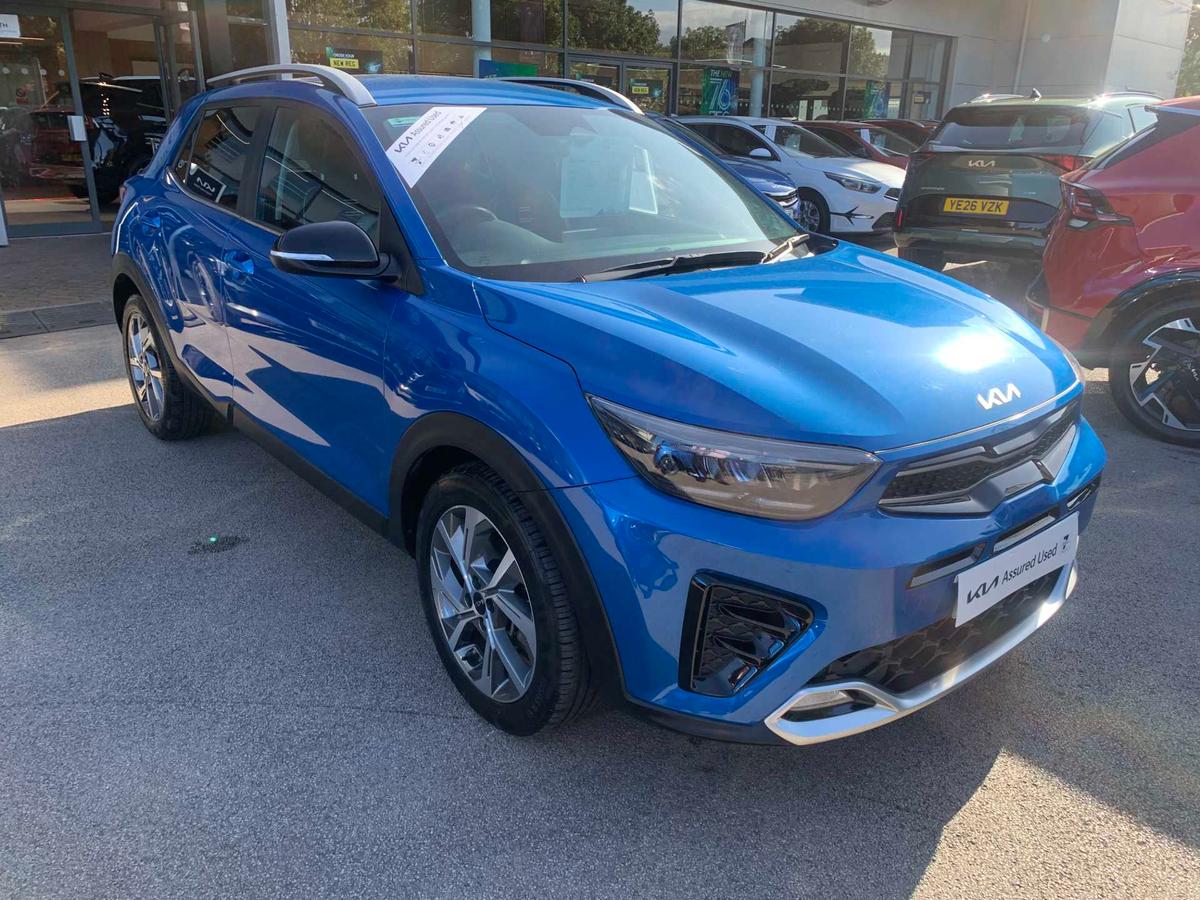 Main listing image - Kia Stonic