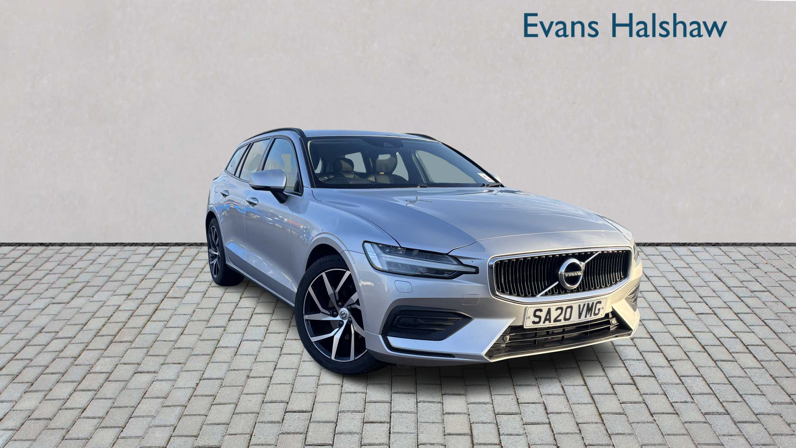Main listing image - Volvo V60