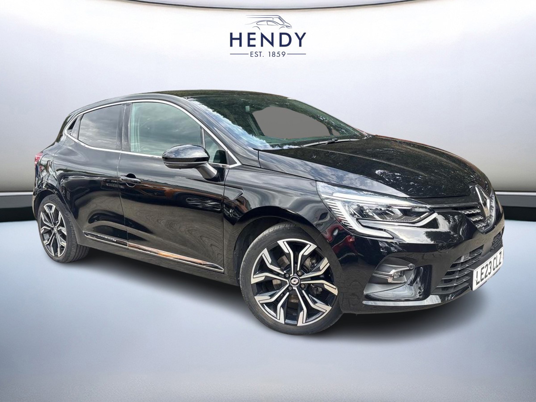Main listing image - Renault Clio