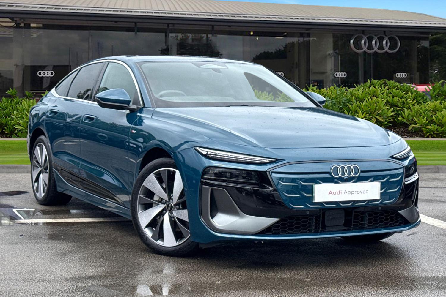 Main listing image - Audi A6