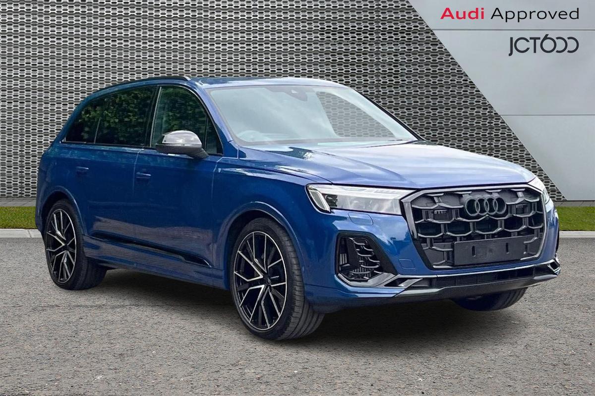 Main listing image - Audi Q7