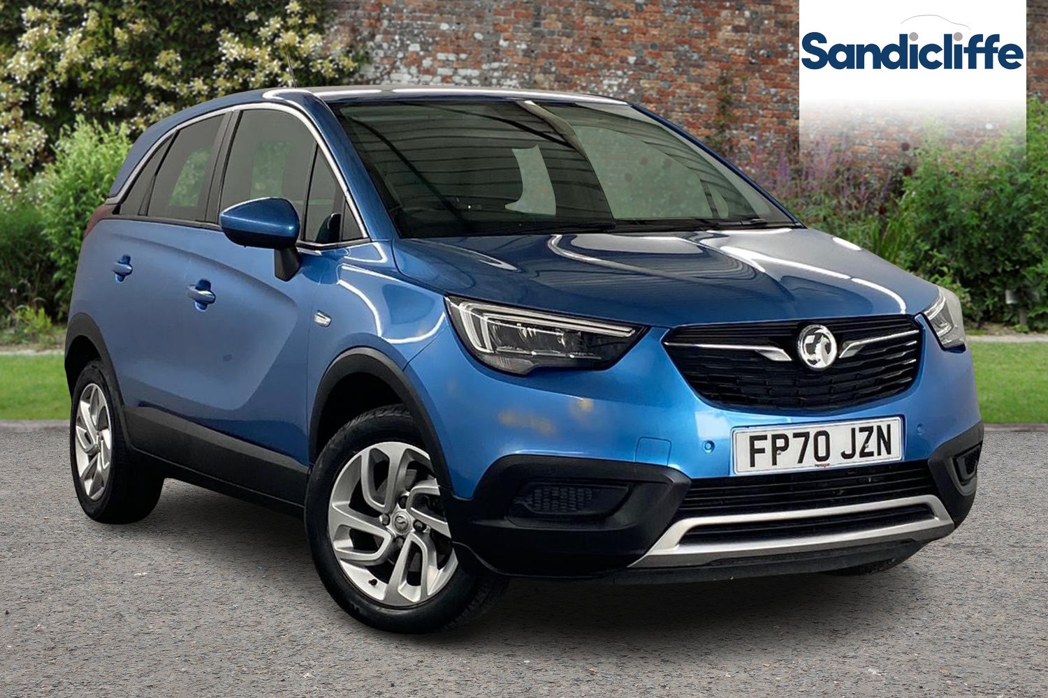 Main listing image - Vauxhall Crossland X