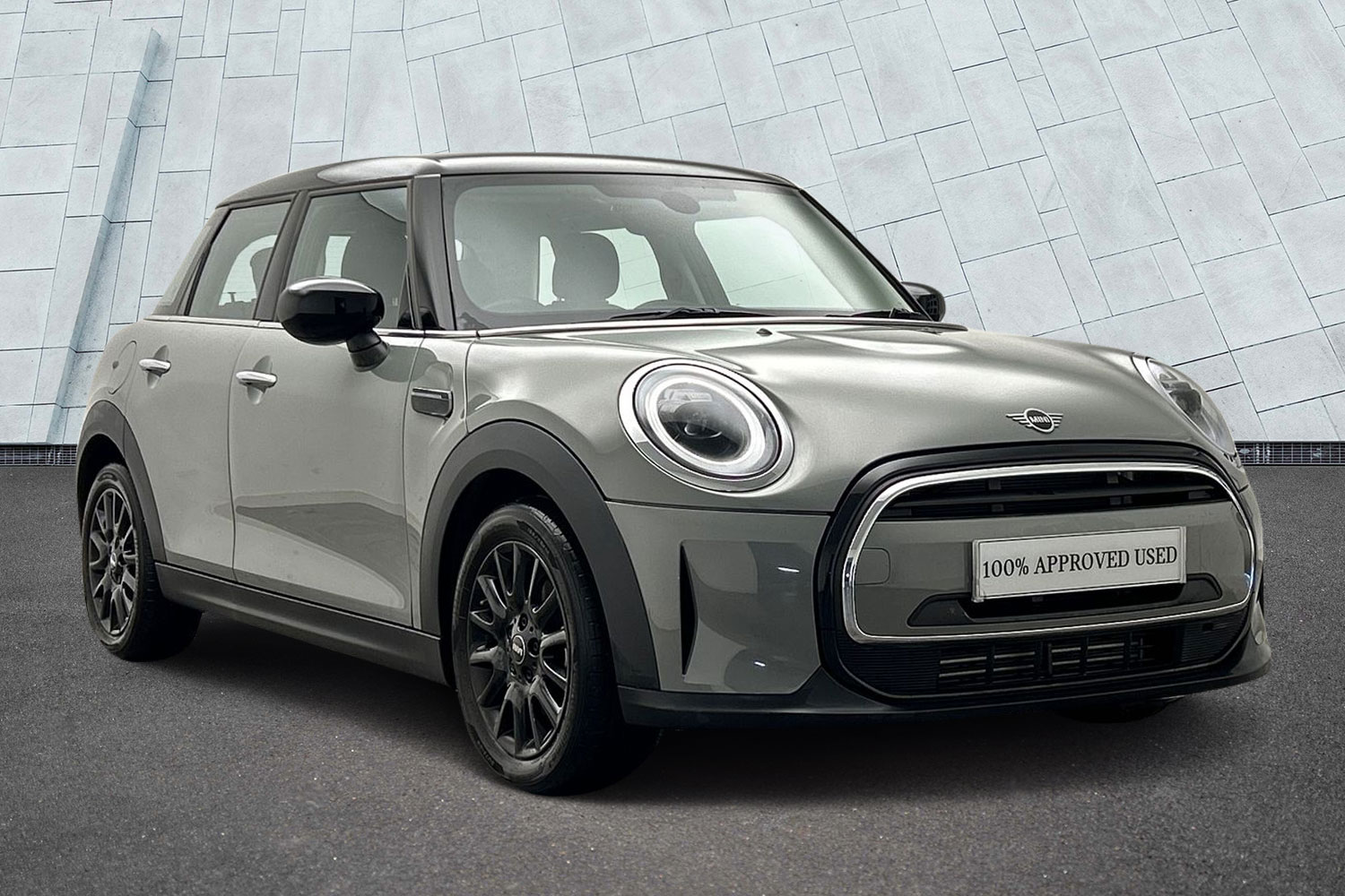 Main listing image - MINI Hatchback 5dr