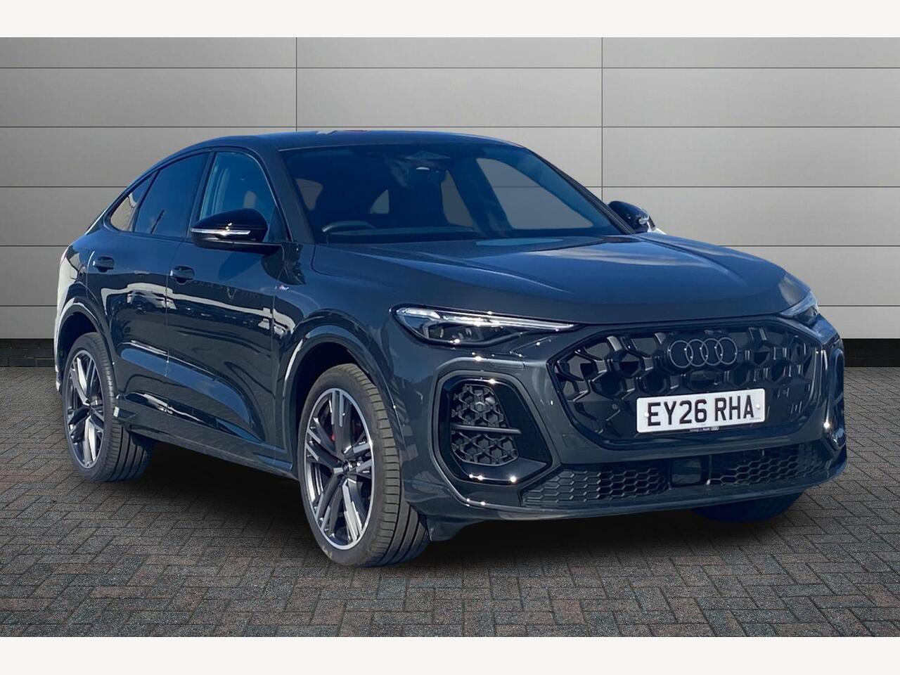 Main listing image - Audi Q5