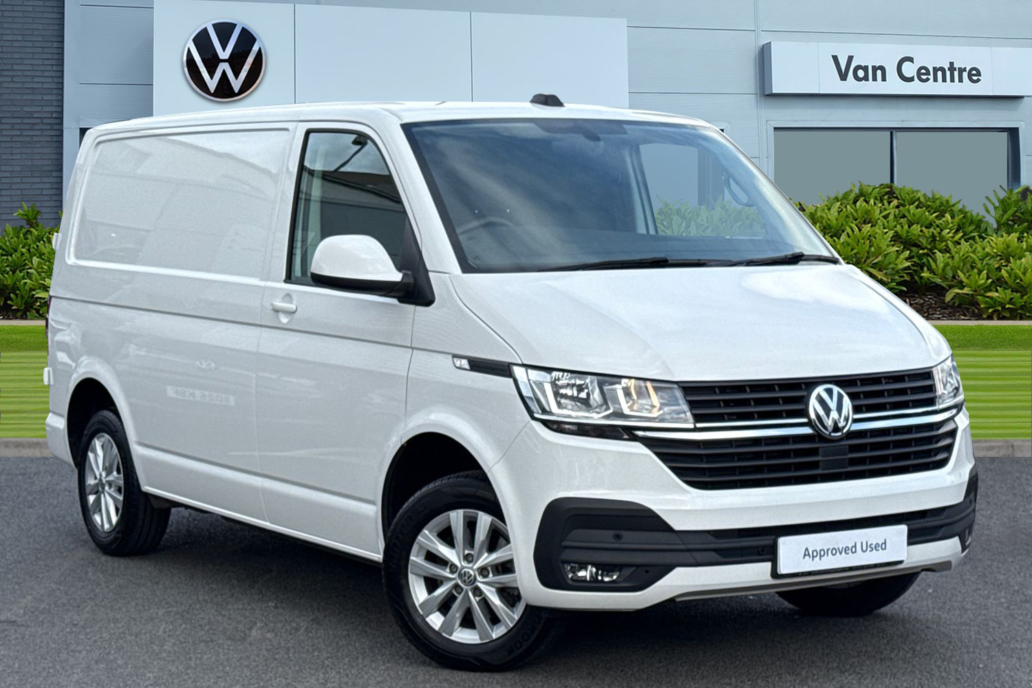 Main listing image - Volkswagen Transporter