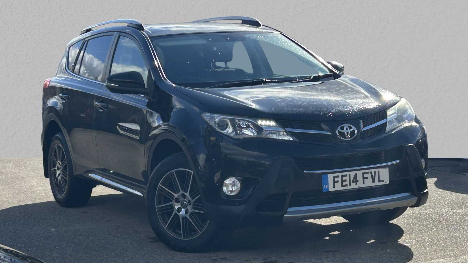 Main listing image - Toyota RAV4