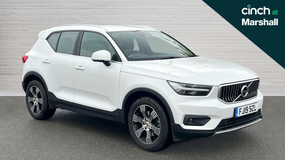 Main listing image - Volvo XC40