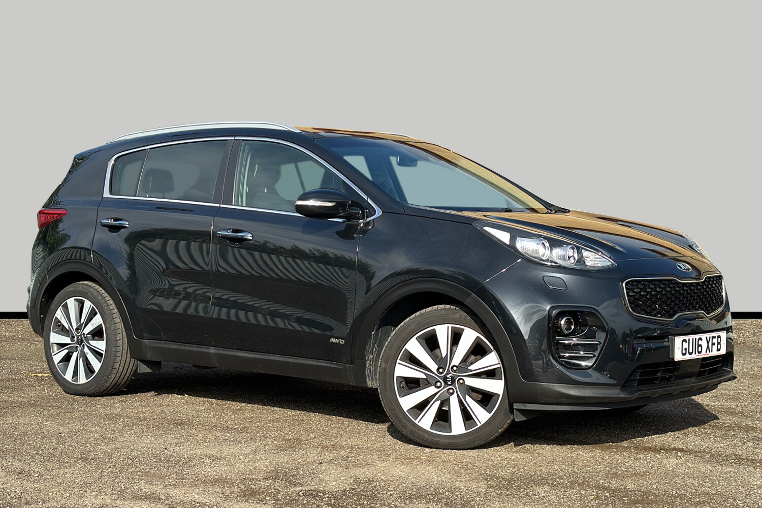 Main listing image - Kia Sportage