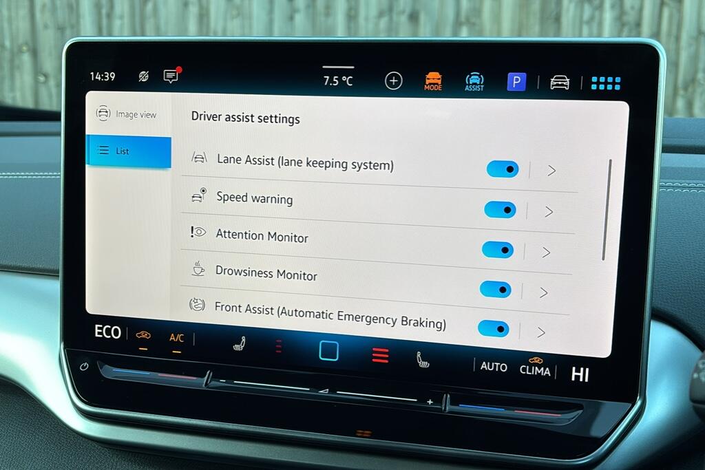Main listing image - Volkswagen ID.4