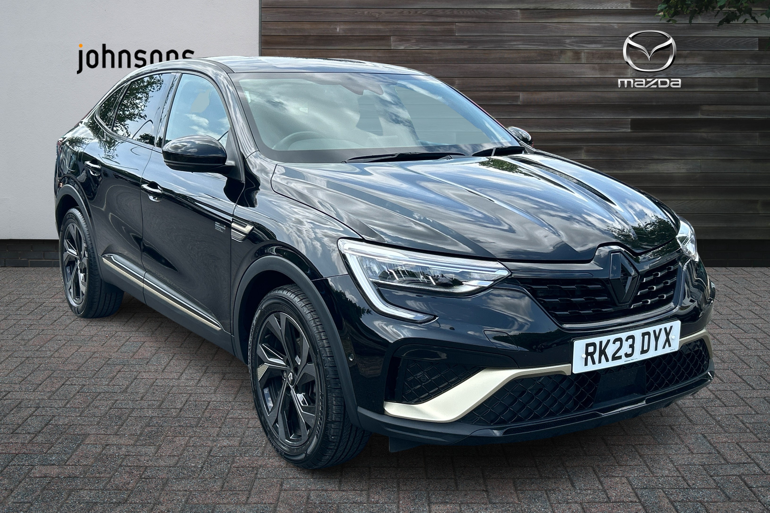Main listing image - Renault Arkana