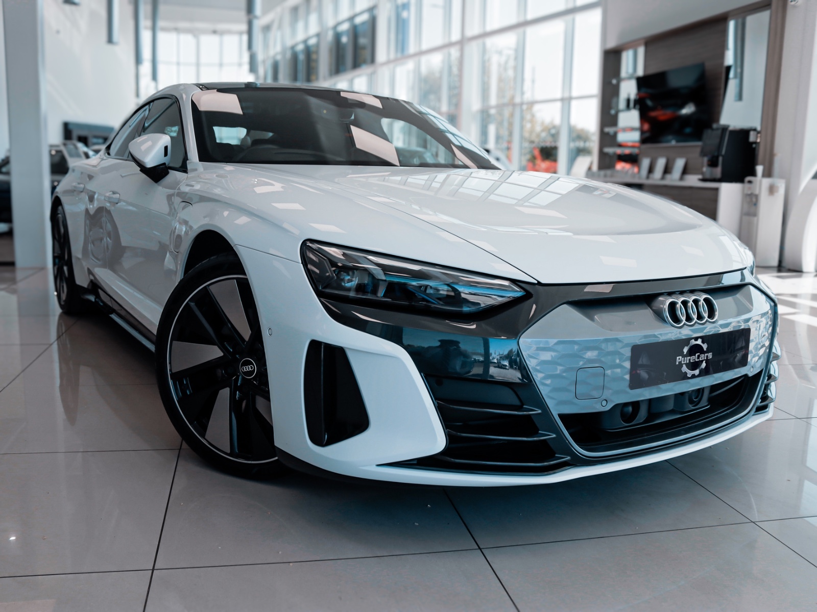 Main listing image - Audi e-tron GT