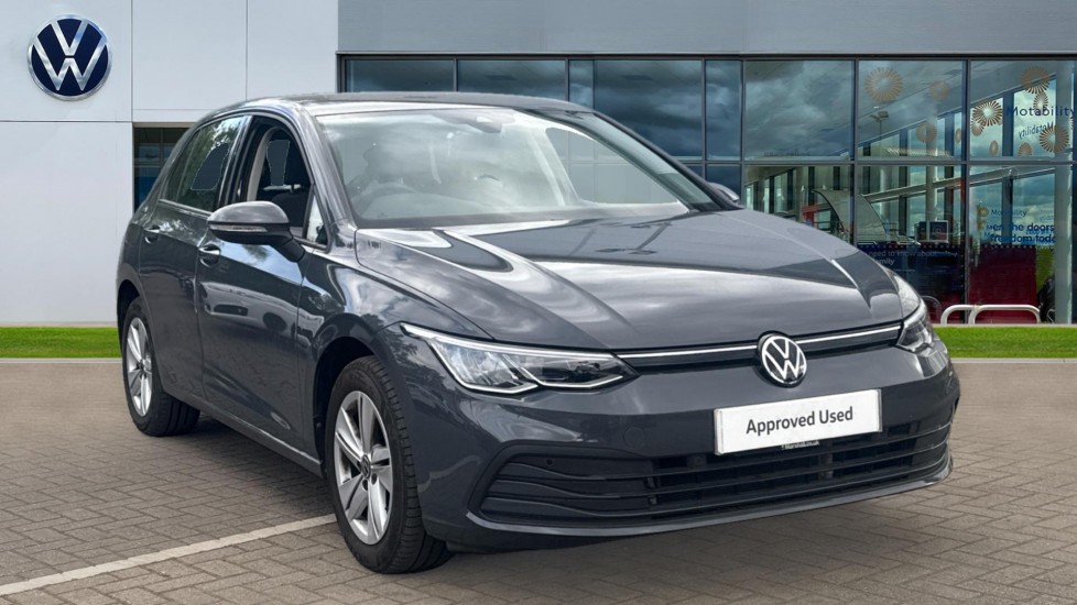 Main listing image - Volkswagen Golf