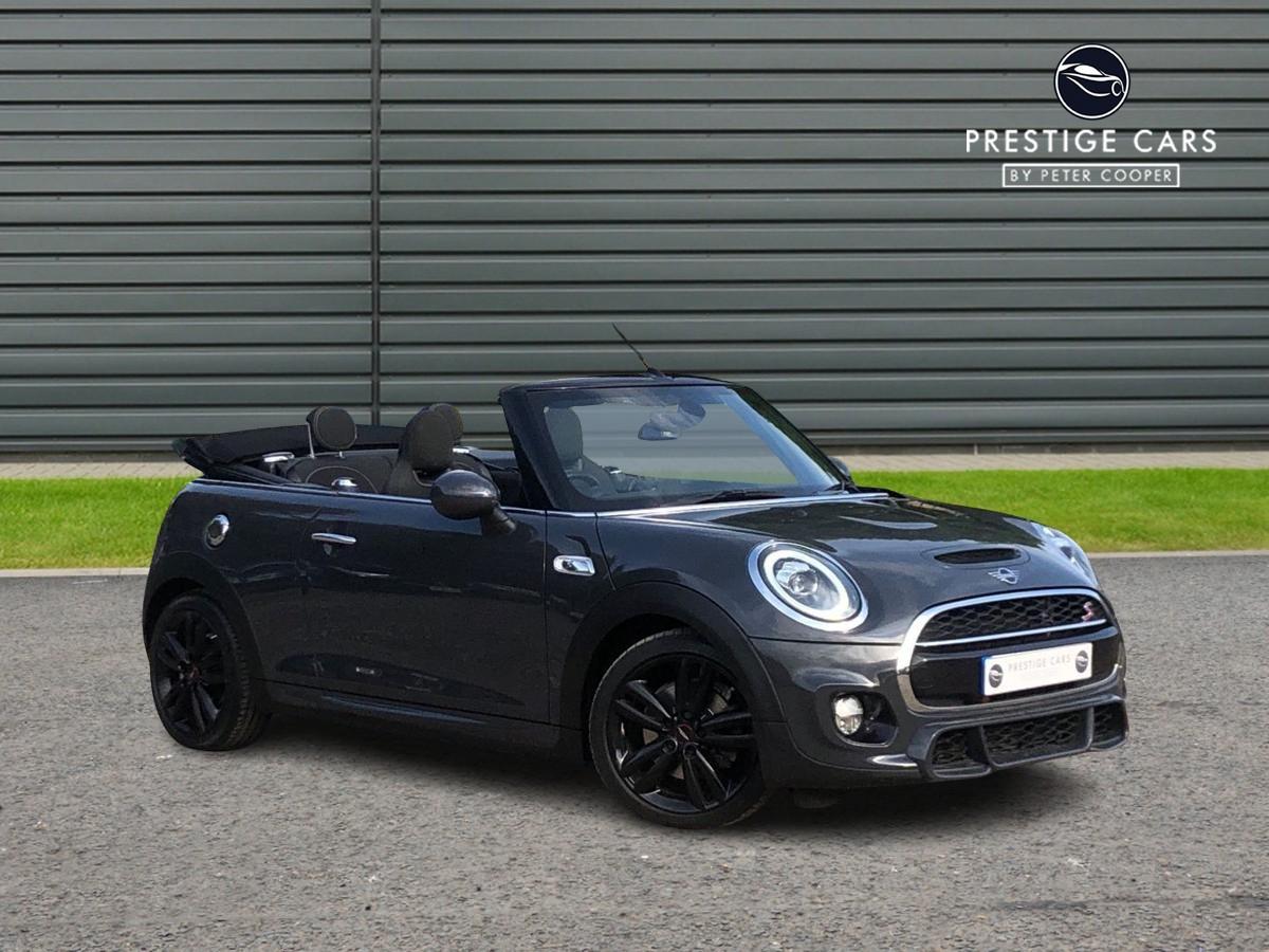 Main listing image - MINI Convertible
