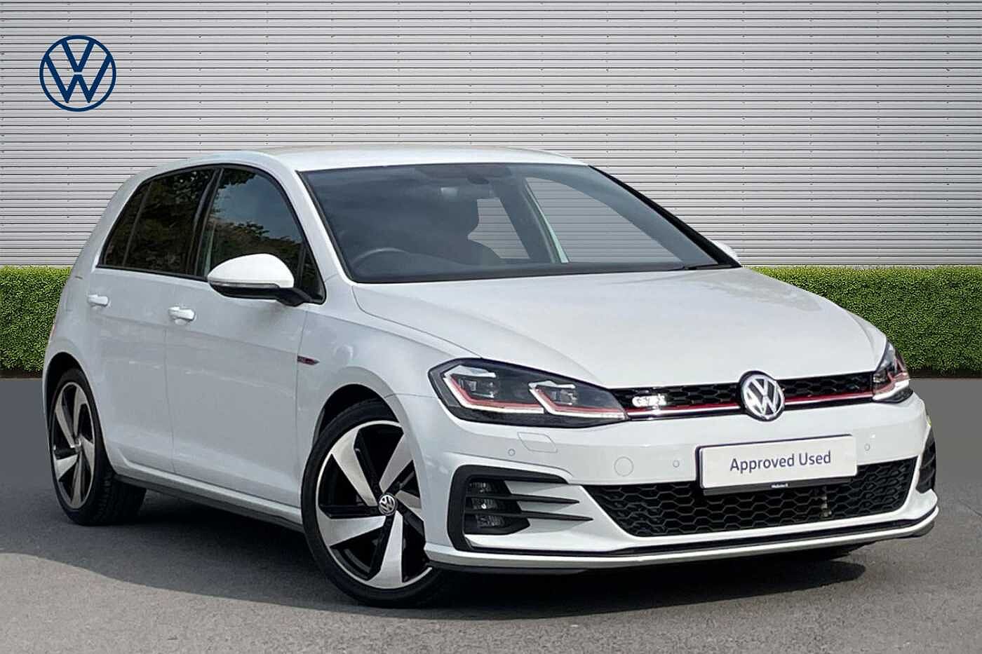 Main listing image - Volkswagen Golf
