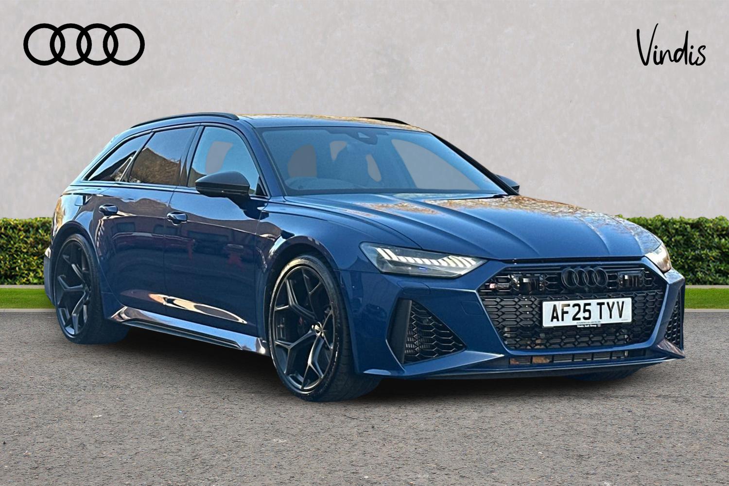 Main listing image - Audi RS6