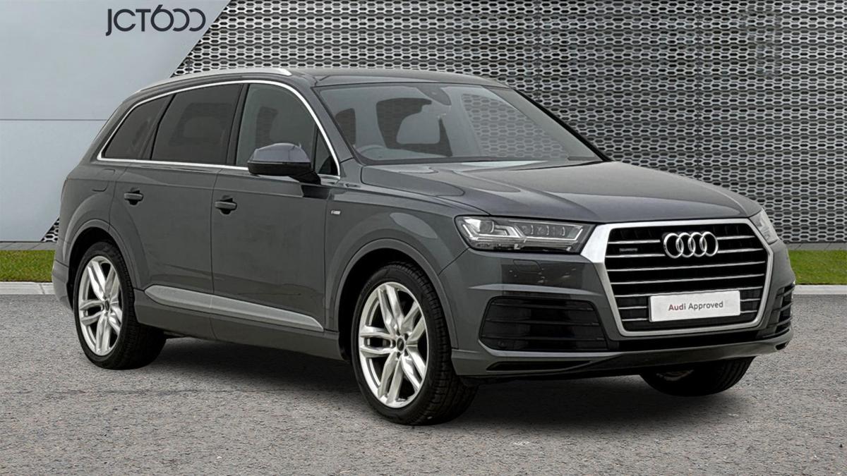 Main listing image - Audi Q7