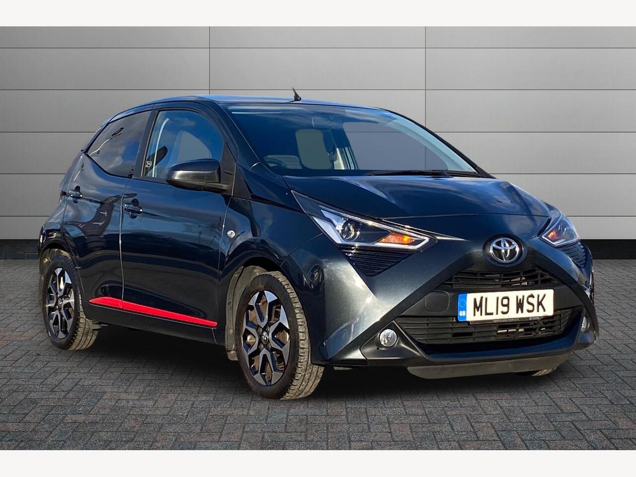 Main listing image - Toyota Aygo