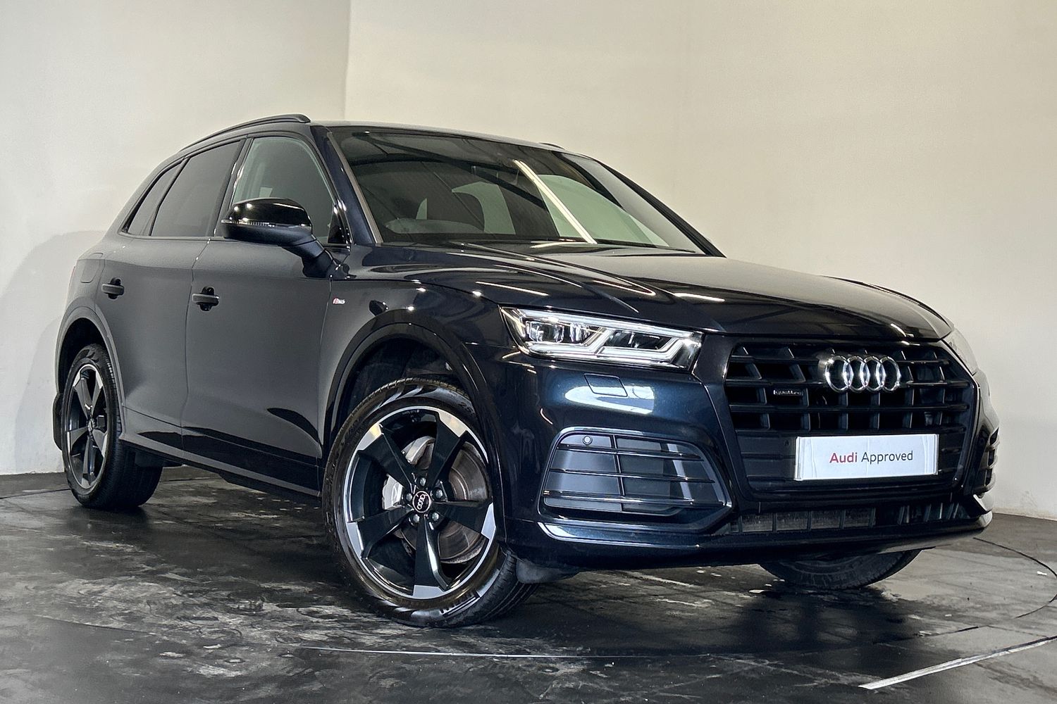 Main listing image - Audi Q5