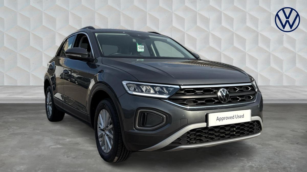Main listing image - Volkswagen T-Roc