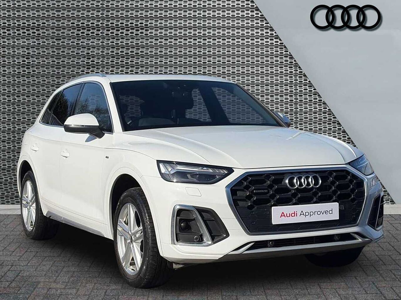 Main listing image - Audi Q5