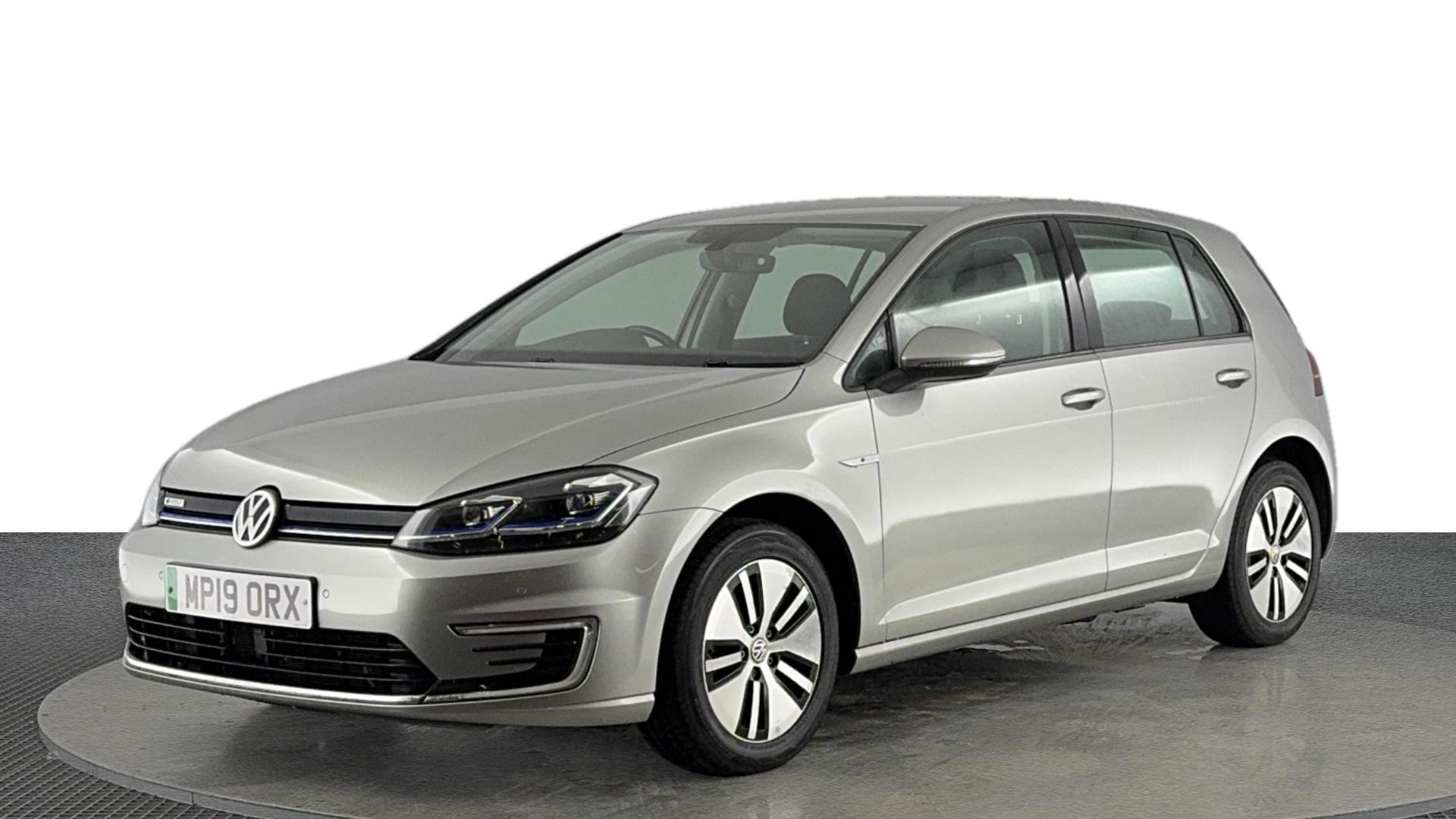 Main listing image - Volkswagen e-Golf