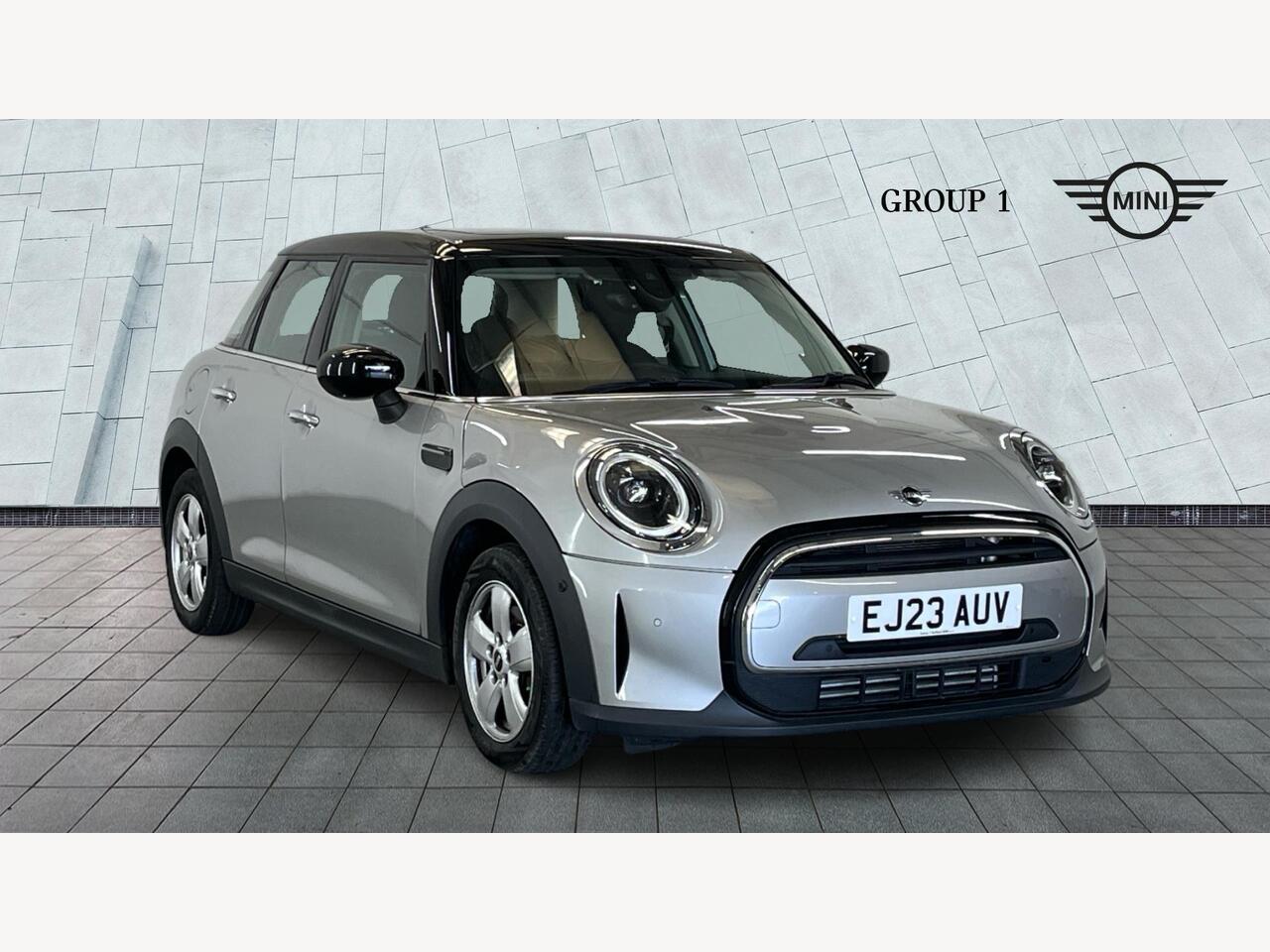 Main listing image - MINI Hatchback