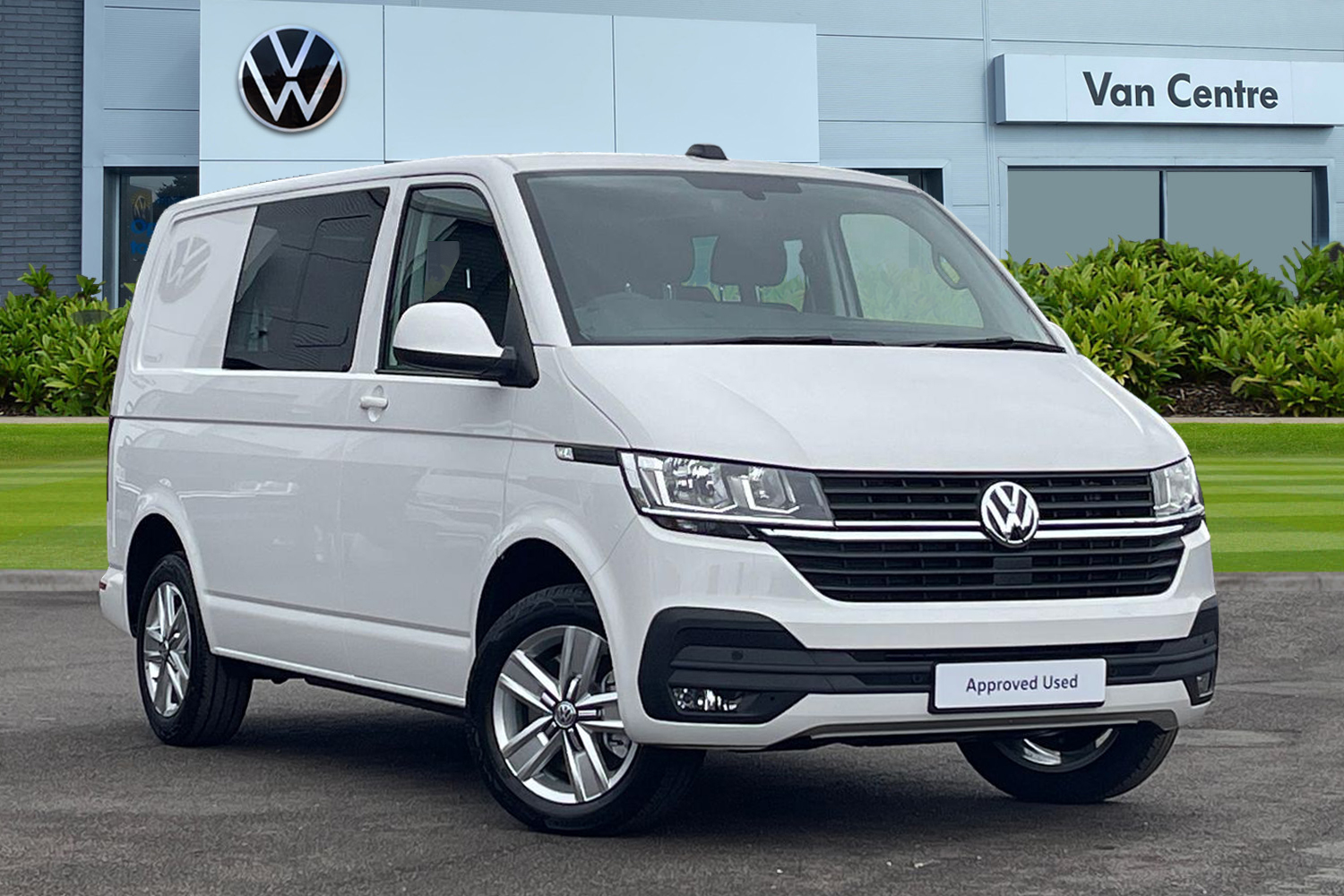 Main listing image - Volkswagen Transporter