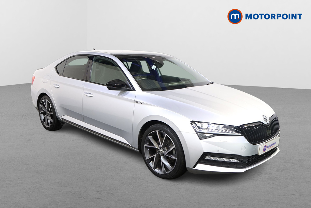 Main listing image - Skoda Superb