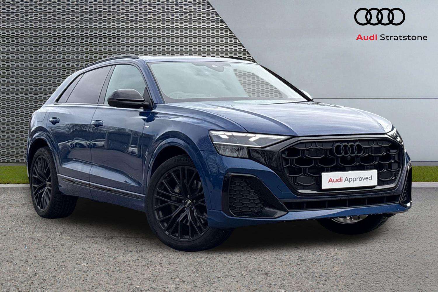 Main listing image - Audi Q8