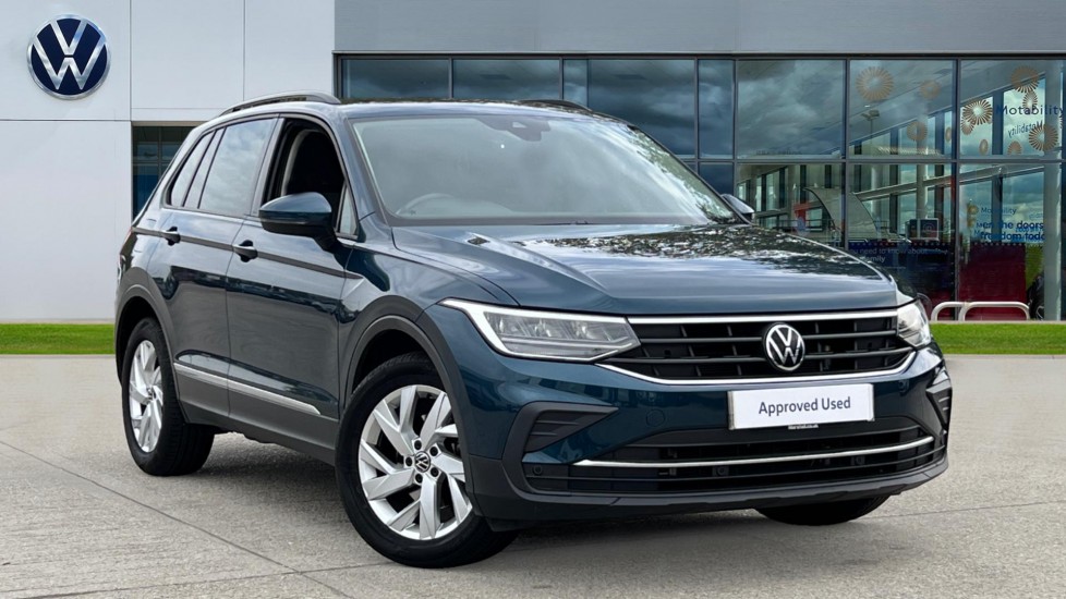 Main listing image - Volkswagen Tiguan