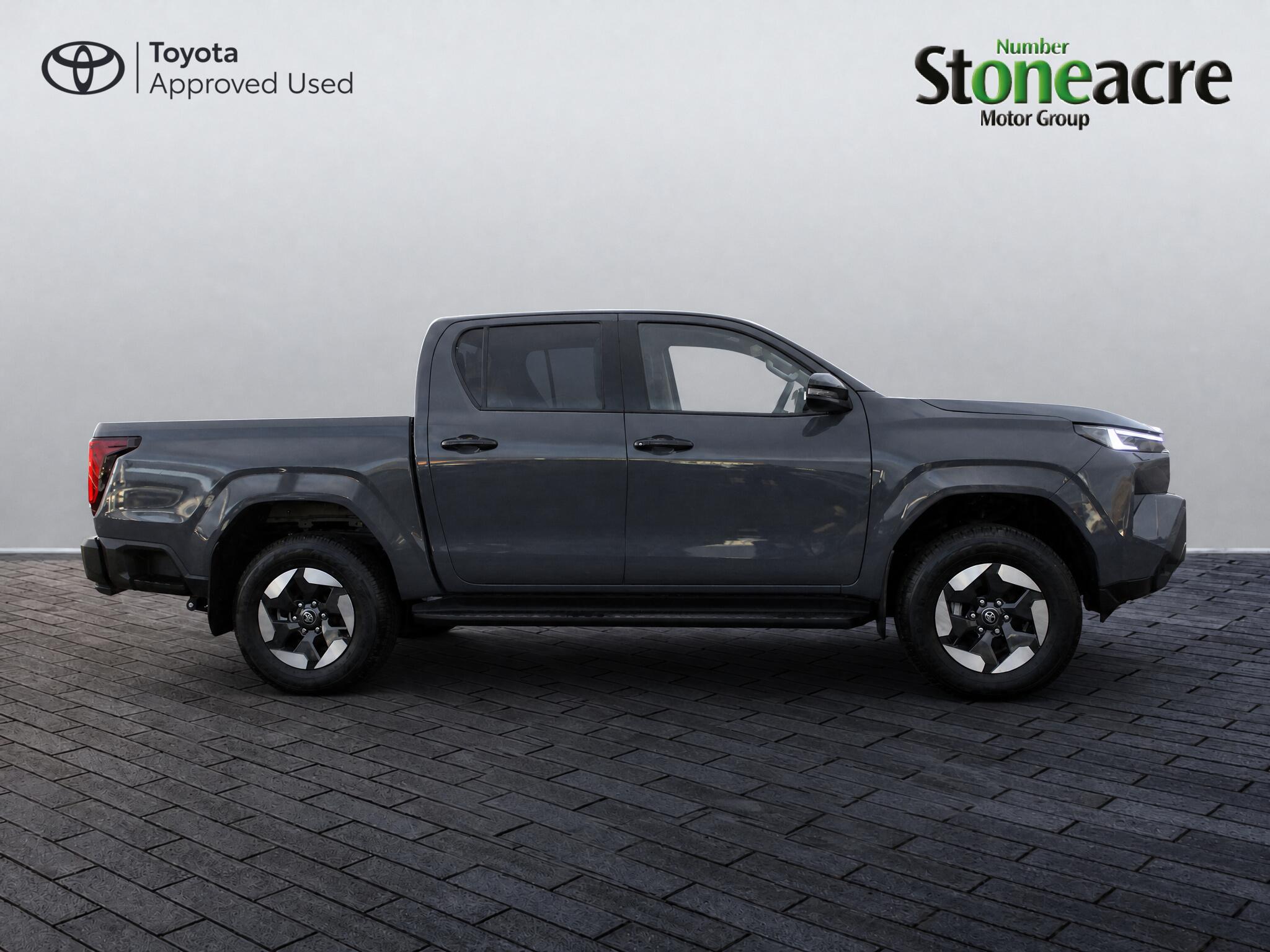 Main listing image - Toyota Hilux